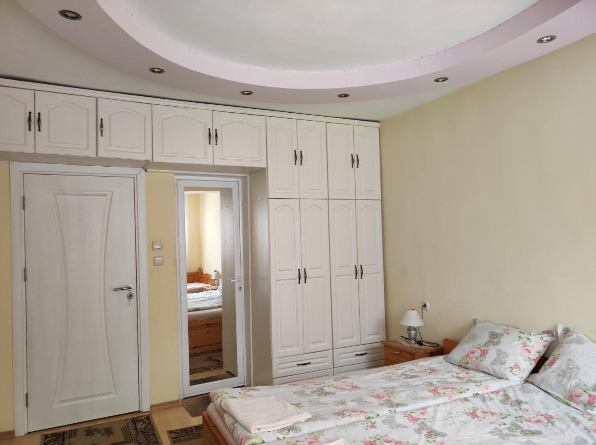 Family Hotel Velevi فيلينغراد المظهر الخارجي الصورة