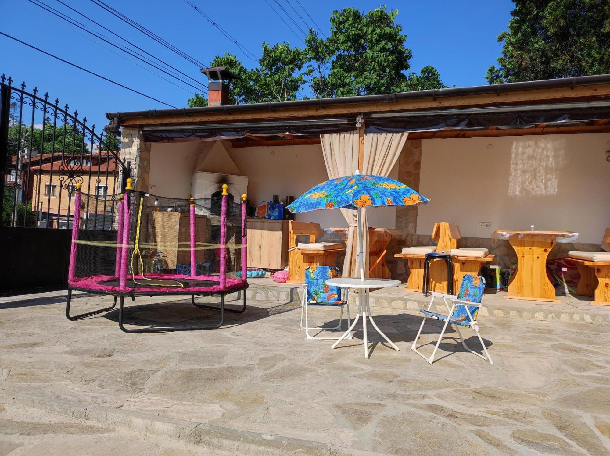 Family Hotel Velevi فيلينغراد المظهر الخارجي الصورة
