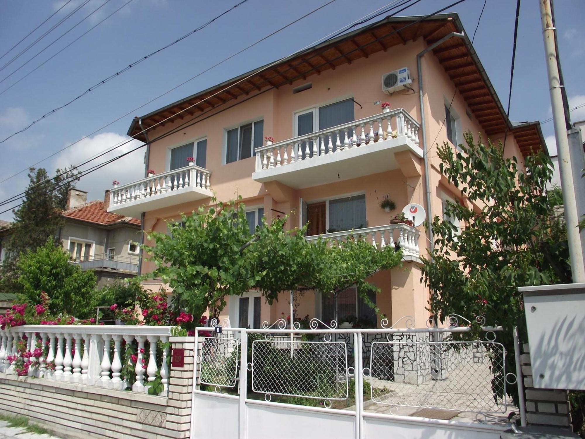 Family Hotel Velevi فيلينغراد المظهر الخارجي الصورة
