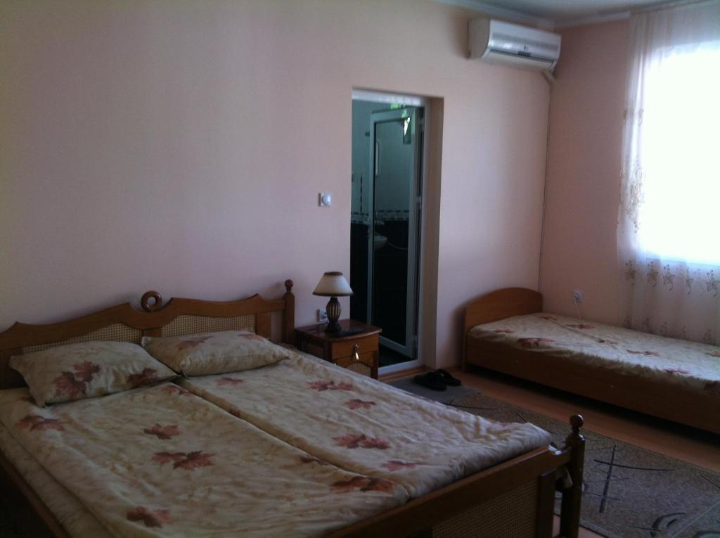 Family Hotel Velevi فيلينغراد الغرفة الصورة