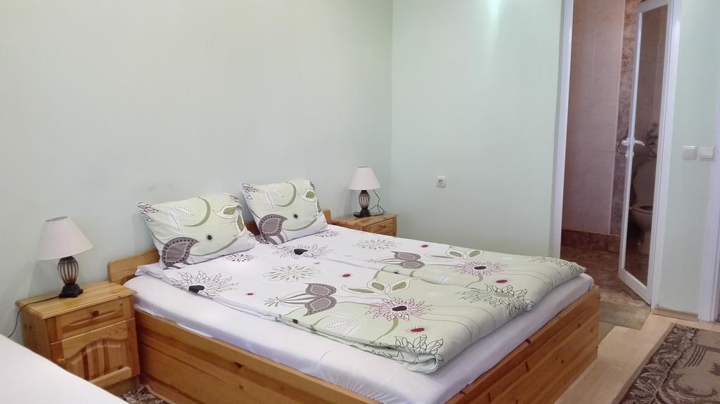 Family Hotel Velevi فيلينغراد المظهر الخارجي الصورة